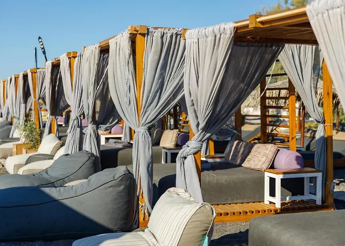 Glykeria Mini 4* Perivolos (Santorini)