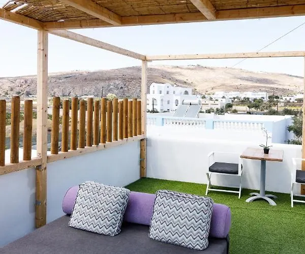 Glykeria Mini 4* Perivolos (Santorini)