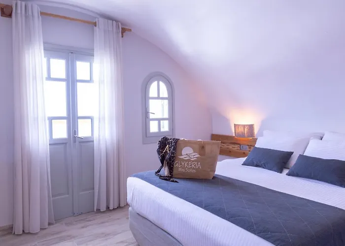 Glykeria Mini Aparthotel Perivolos (Santorini)