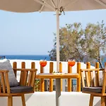 Glykeria Mini 4* Perivolos (Santorini)
